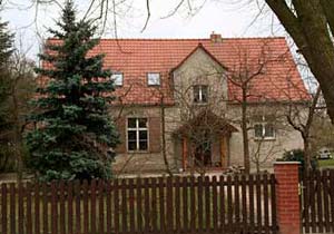 Gemeindehaus in Neulewin, 2006