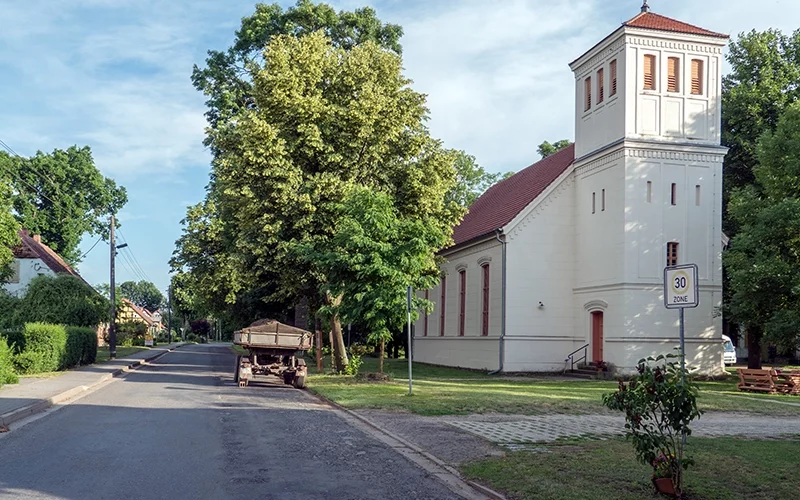 Kirche_Neulietzegoericke_